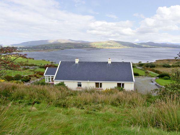 Lough Currane Cottage An Coireán Exterior foto